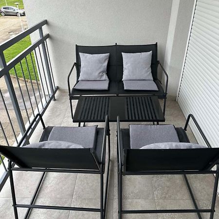 Apartman 8 Връдник Екстериор снимка