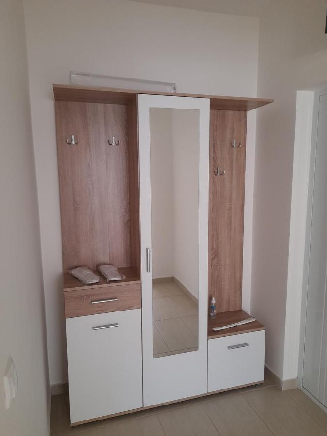 Apartman 8 Връдник Екстериор снимка