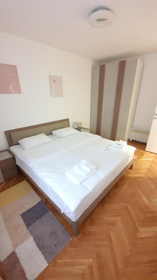 Apartman 8 Връдник Екстериор снимка