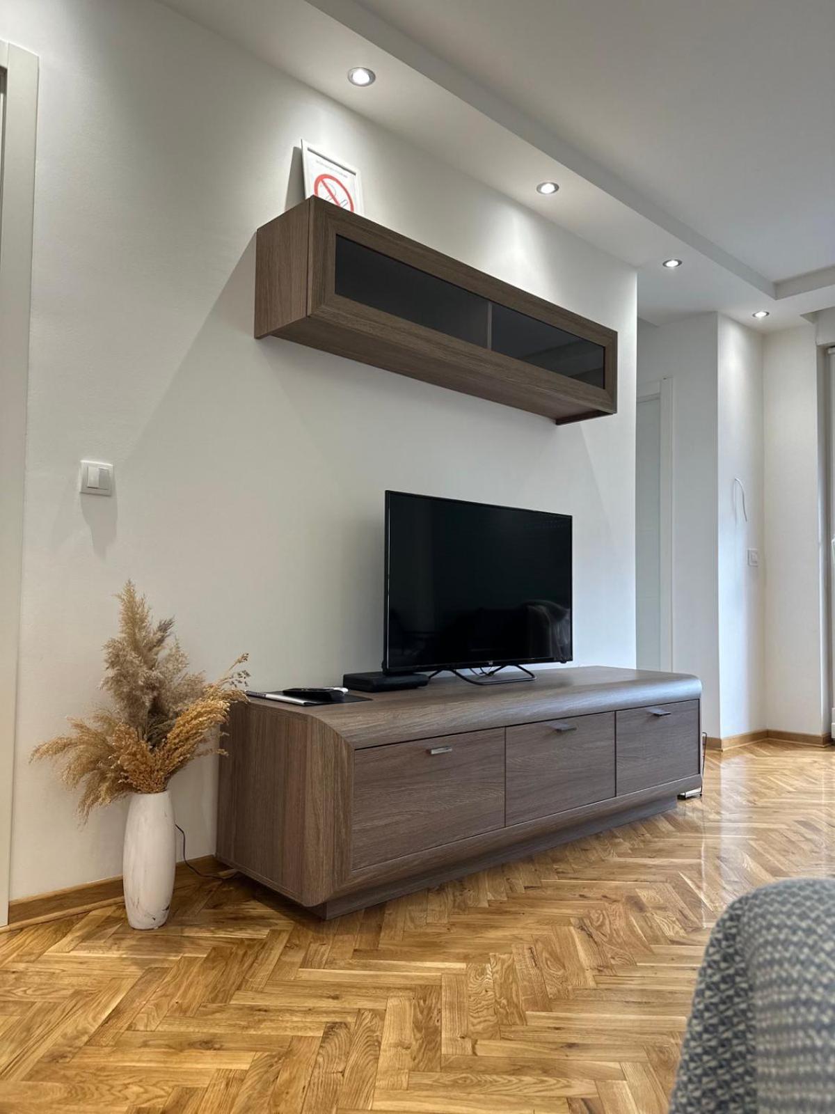 Apartman 8 Връдник Екстериор снимка