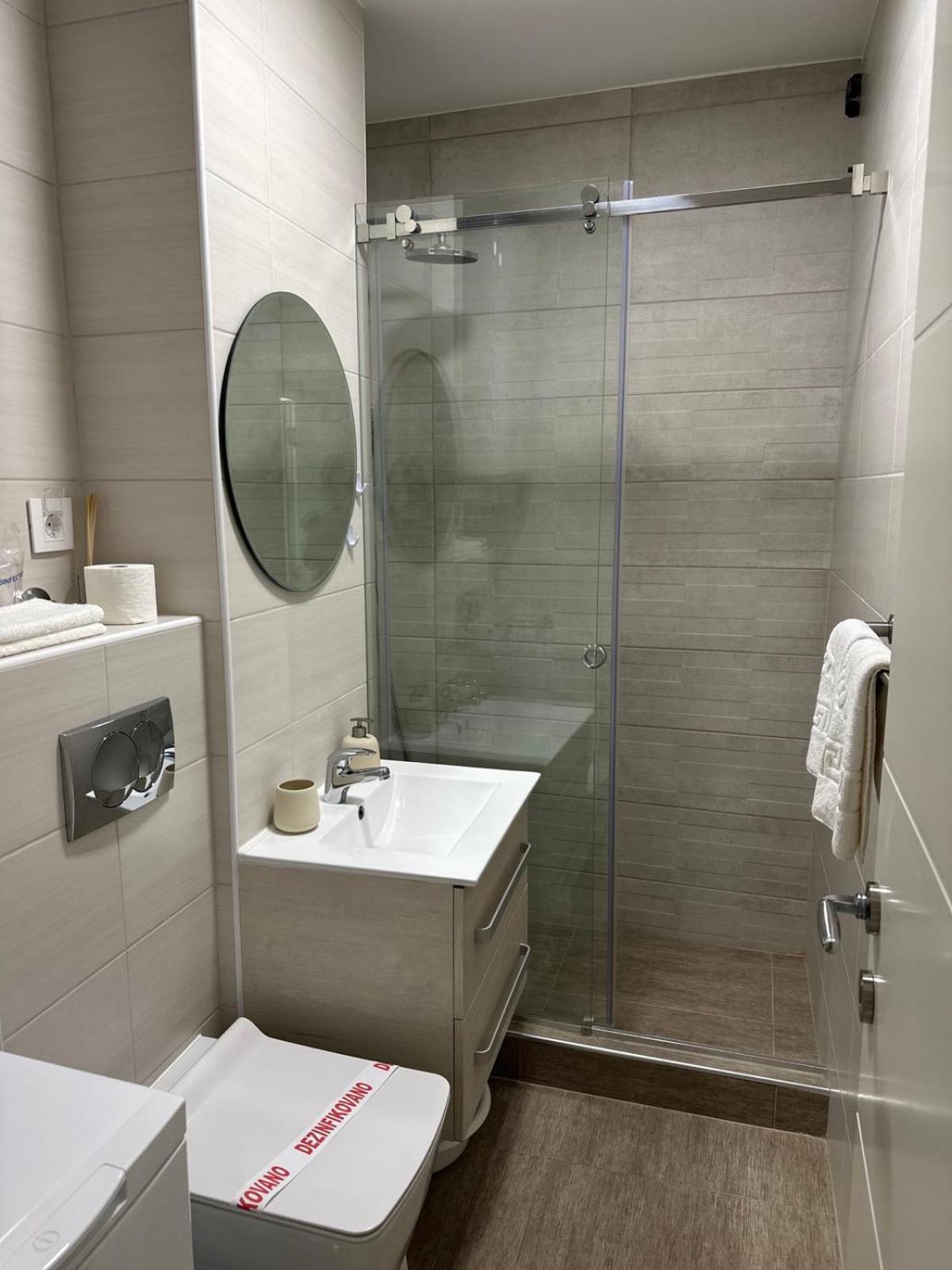 Apartman 8 Връдник Екстериор снимка